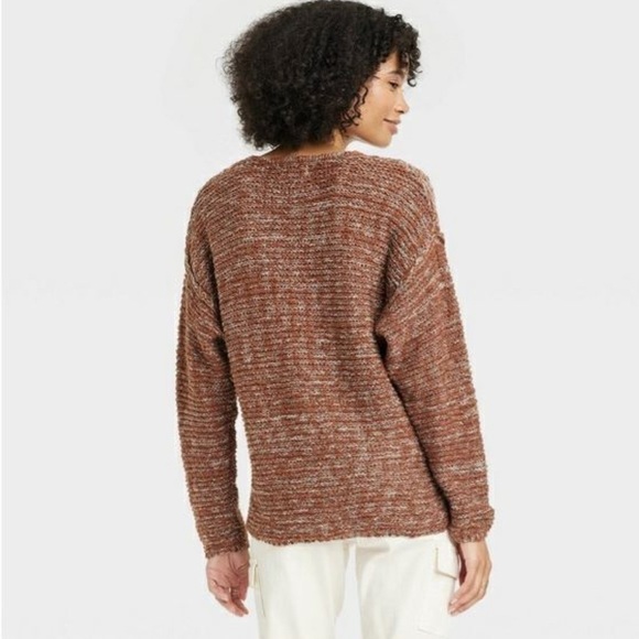 Universal Threads V-Neck Sweater Size Medium| Super Cute Brown Sweater - Picture 2 of 6